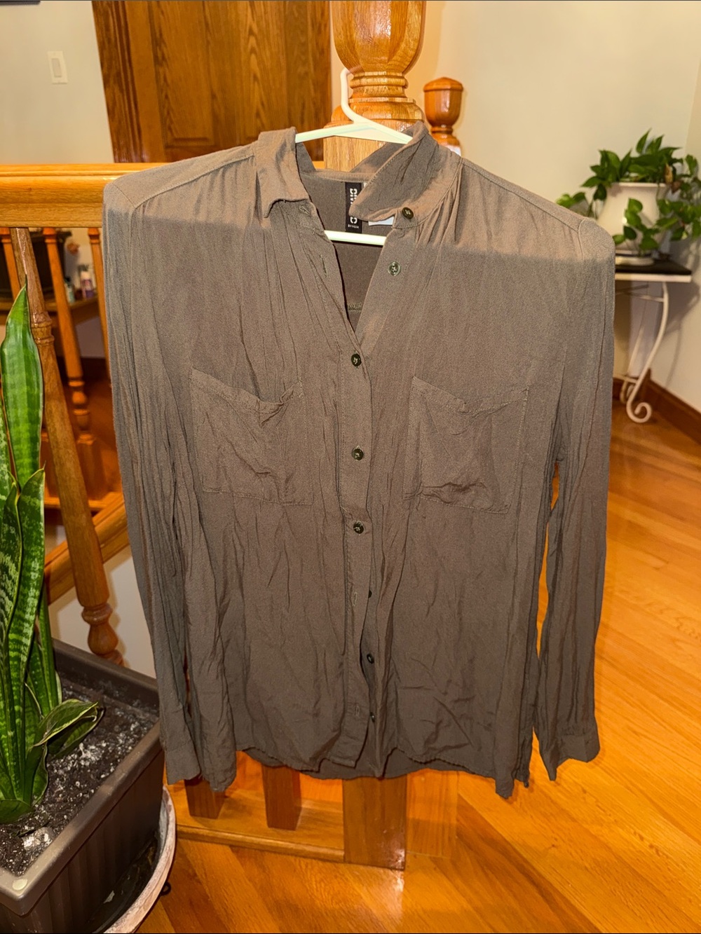 H&M Olive Green Long Sleeve Button-Up Shirt